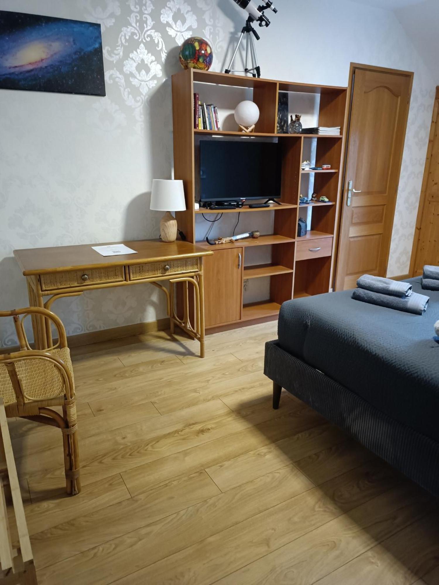 คาเฟคูเอไบรซ์ Bed & Breakfast Guipry-Messac ภายนอก รูปภาพ